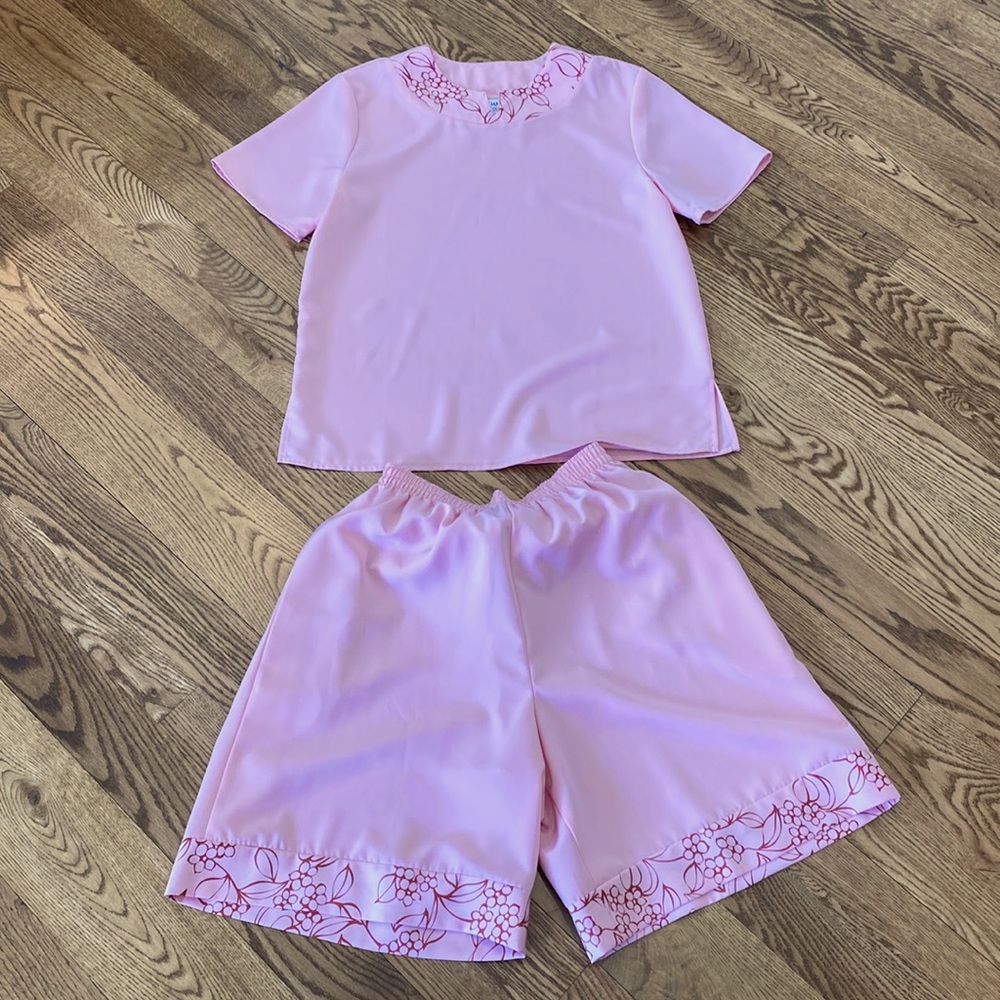 Coordinating shorts set summer feminine floral blush oversized boxy vintage